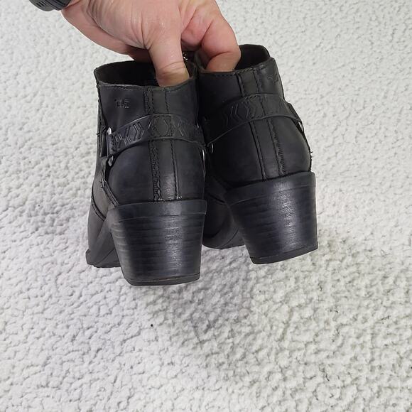 Teva Women's Cowboy Booties Foxy Harness Ankle Bootie Black size 5.5 - Picture 4 of 5